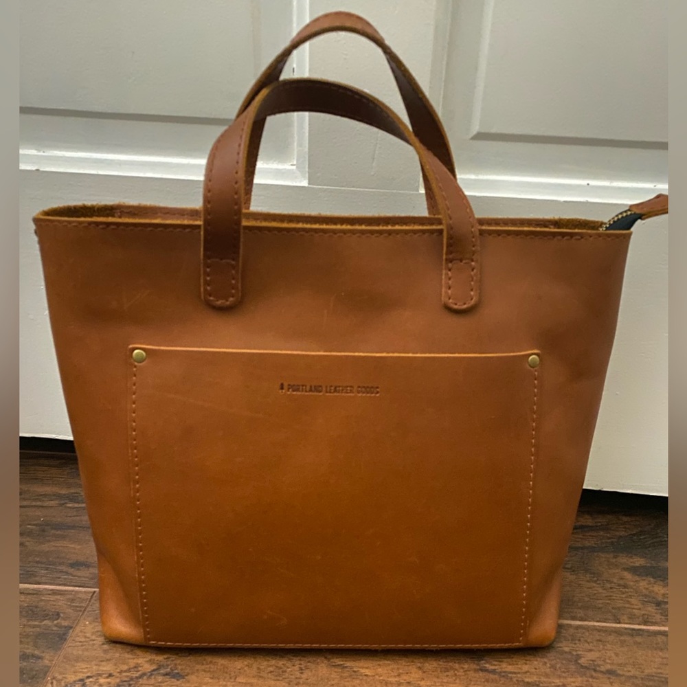 Honey- medium crossbody